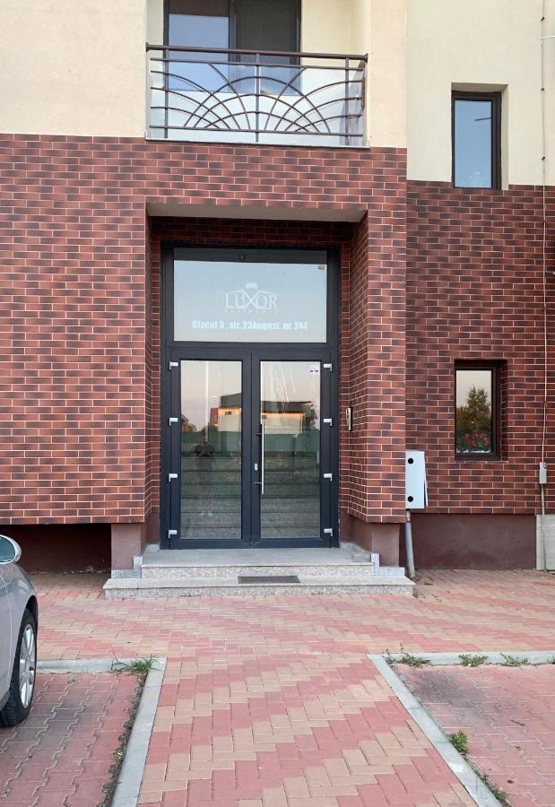 Luxor Apartment Otopeni 3 Exterior photo